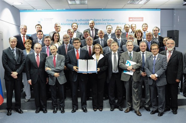 Banco Santander se une a la 'Alianza para la movilidad académica iberoamericana’