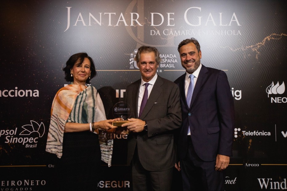El presidente de Acciona, premiado por la Cámara Española de Comercio en Brasil