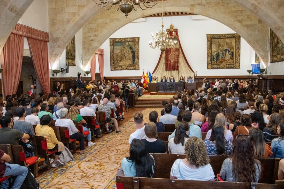 La Universidad de Salamanca recibe a 106 estudiantes brasileños