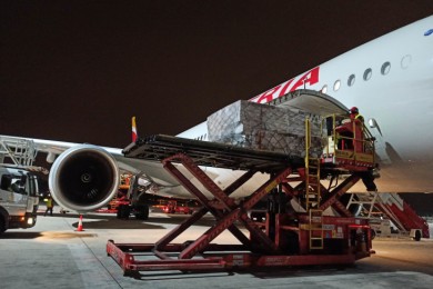 Iberia crea un corredor aéreo para transportar material sanitario